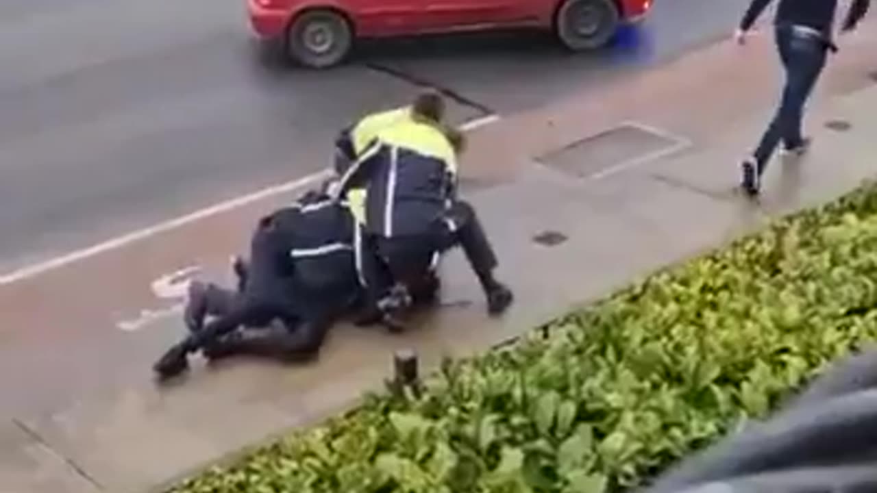 Navan Gardai taking down migrant gangs who have been wreaking havoc in the Irish town.