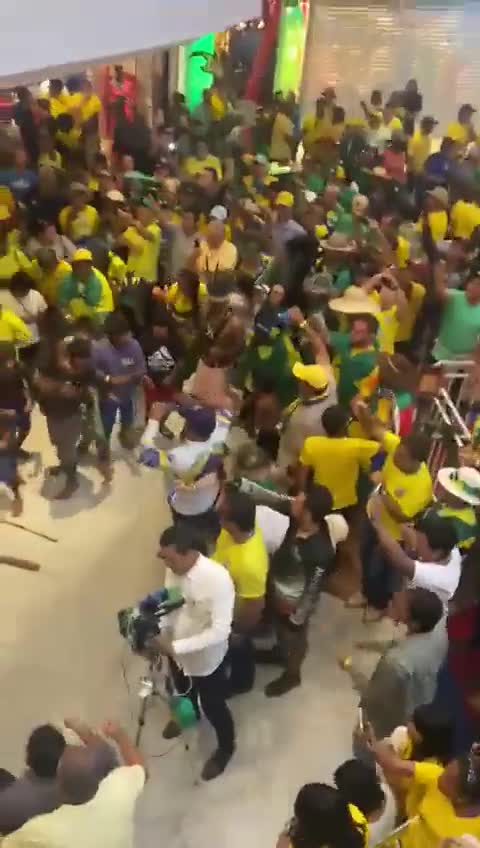 Brazilian Indians join protests against voter fraud in the 2022