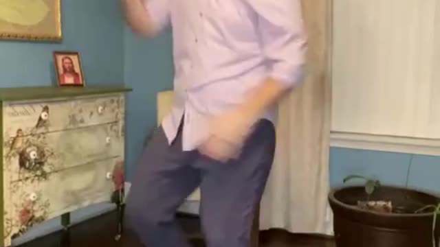 Best dance video by a cute girl funny Dad