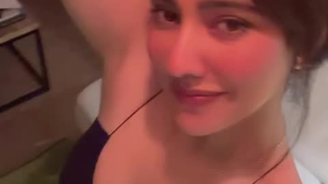 Neha Sharma 🔥