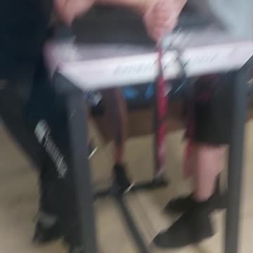 Armwrestling!!!!! Left Handed Under 75kg, NZ Tournament