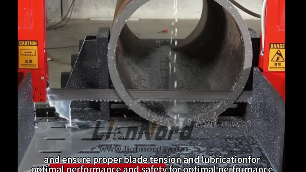 Heavy duty metal cutting band saw machine for steel pipe