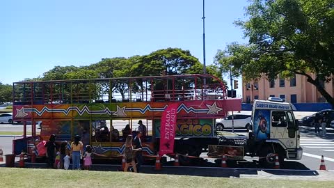 Carreta Balão Mágico em Porto Alegre - Arquivo original 01