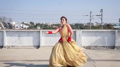 Buddhi Nu Matke - Dance Video - Dance with Alisha -