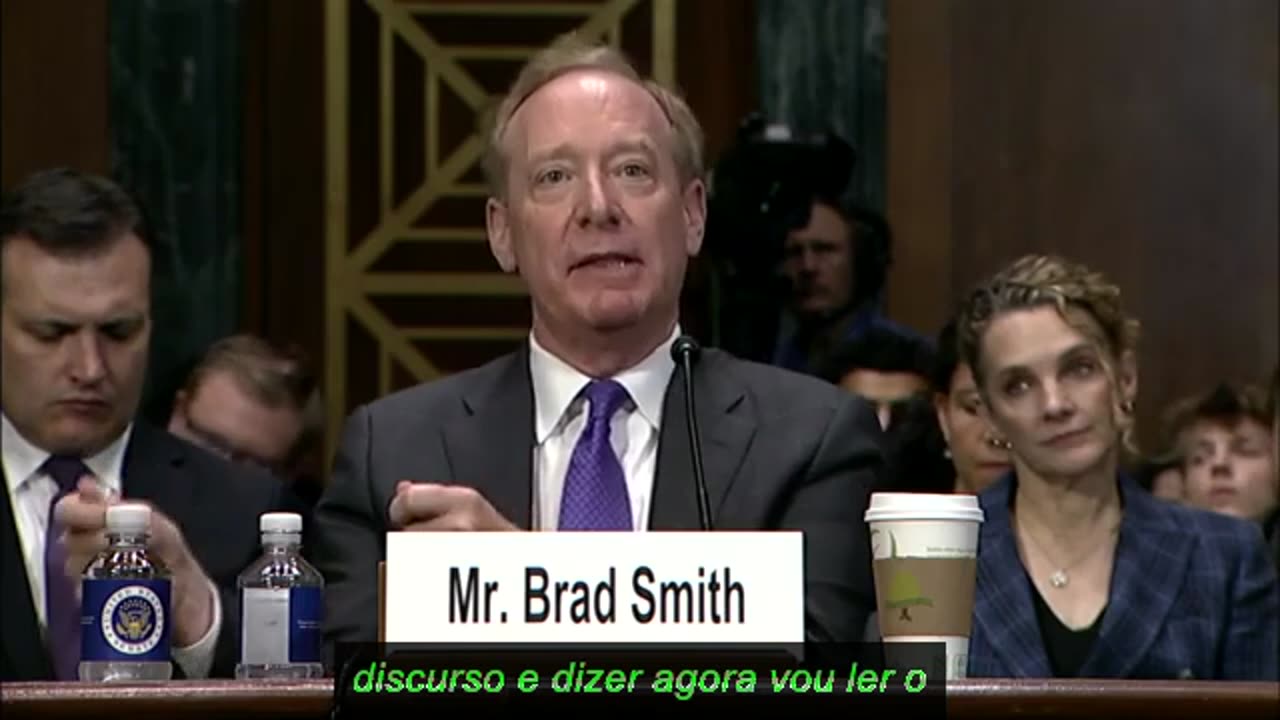 Kennedy questiona Dally, Hartzog e Smith sobre IA no Judiciário