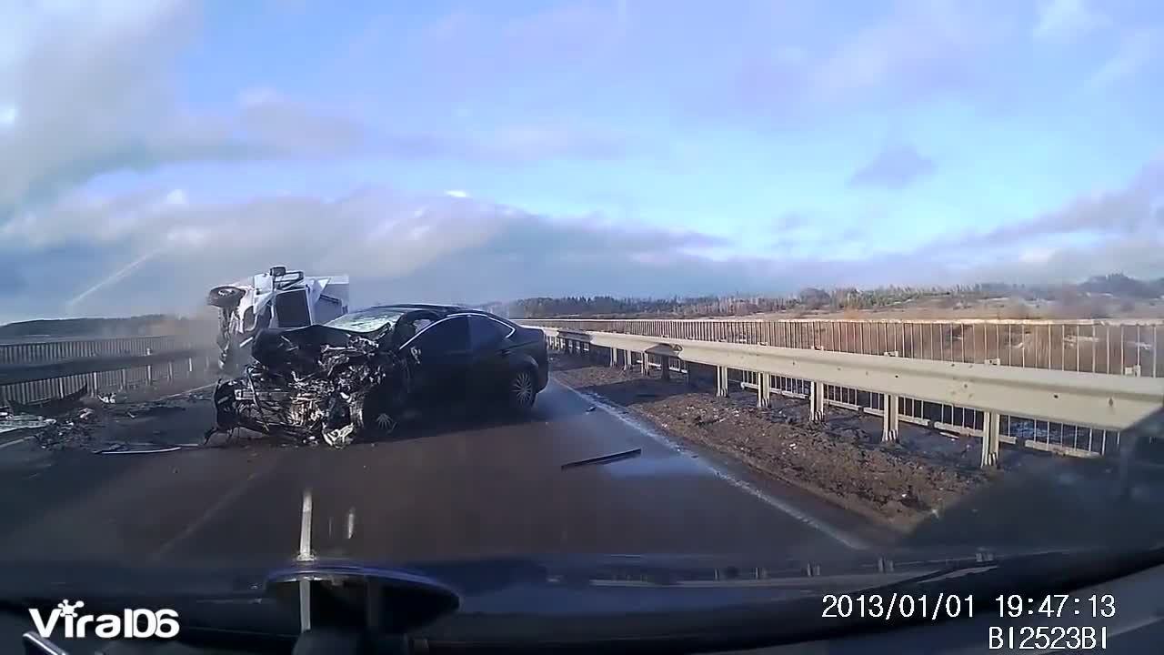 Worst car accident record on dash cam 😰- #