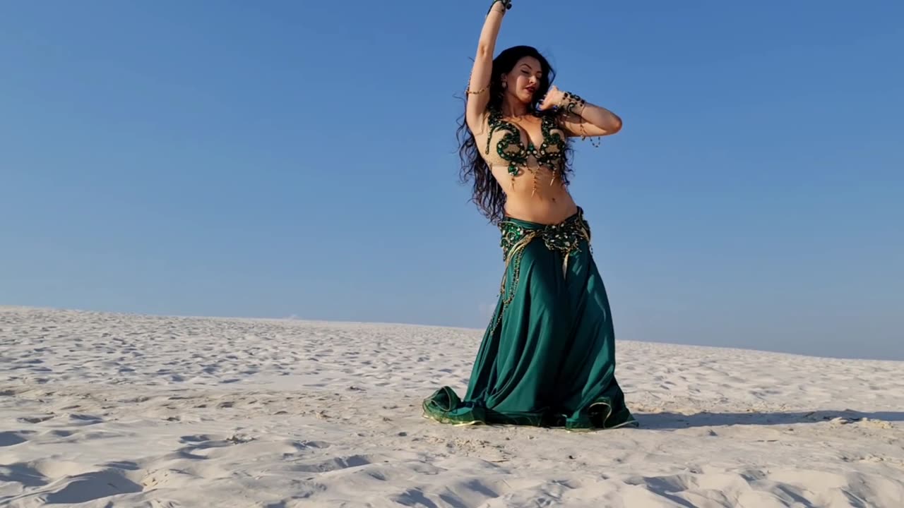 Target 100 followers best belly dance