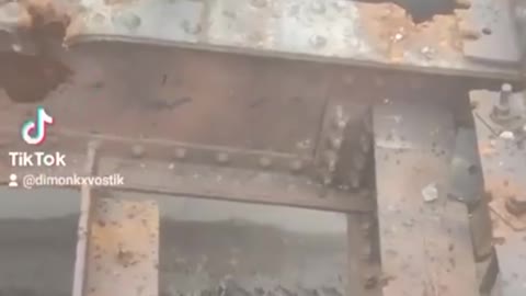 Russian missile strike on railway bridge in Kharkov