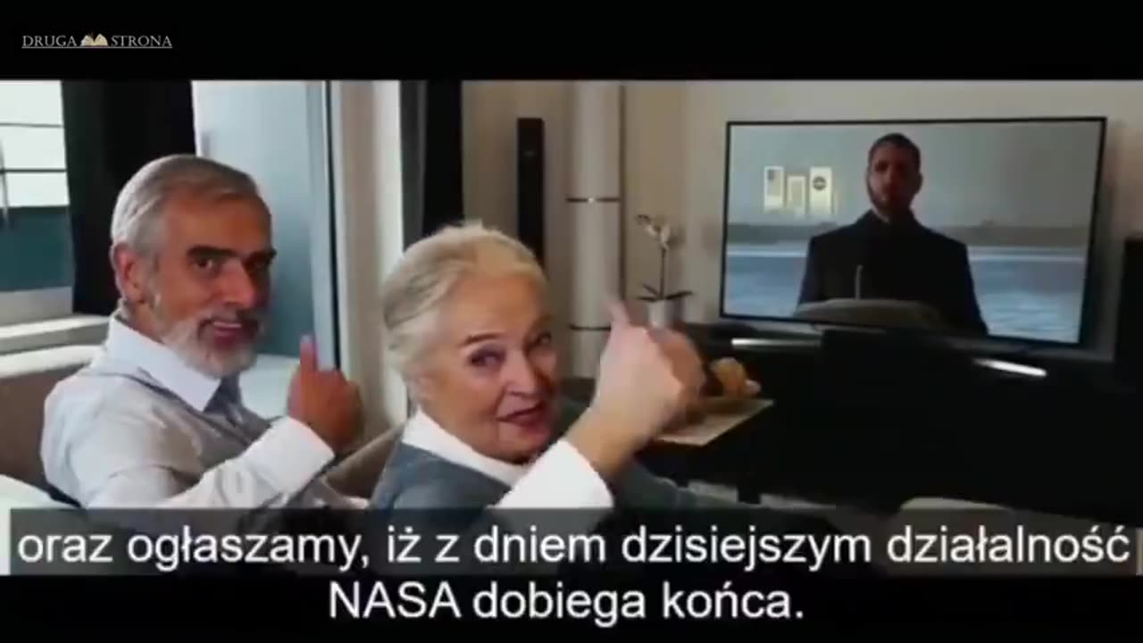 Ksiezyc Nie Jest Skala