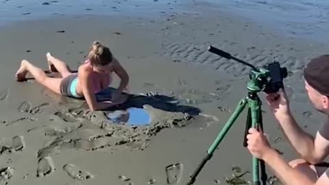 Insane hearts on the beach photo idea 🏖️ ♥️