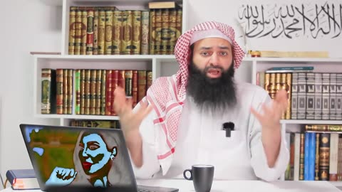 الممثلة العالمة سلاف فواخرجي تدعي الألوهية