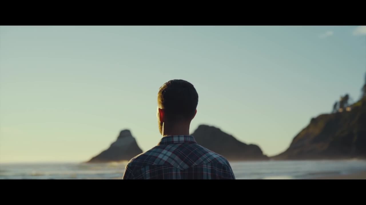 Cinematic and inspiring background music for video