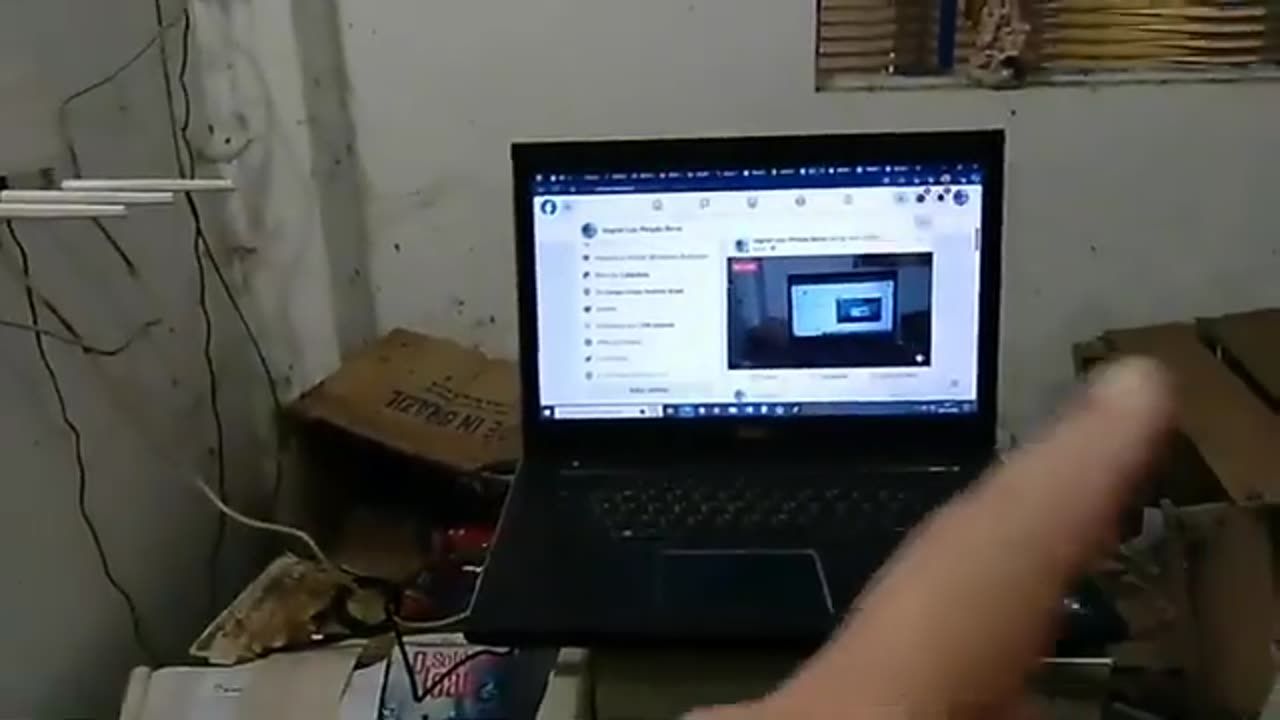 VÍDEO AO VIVO NO FACEBOK COM O CELULAR DEITADO.