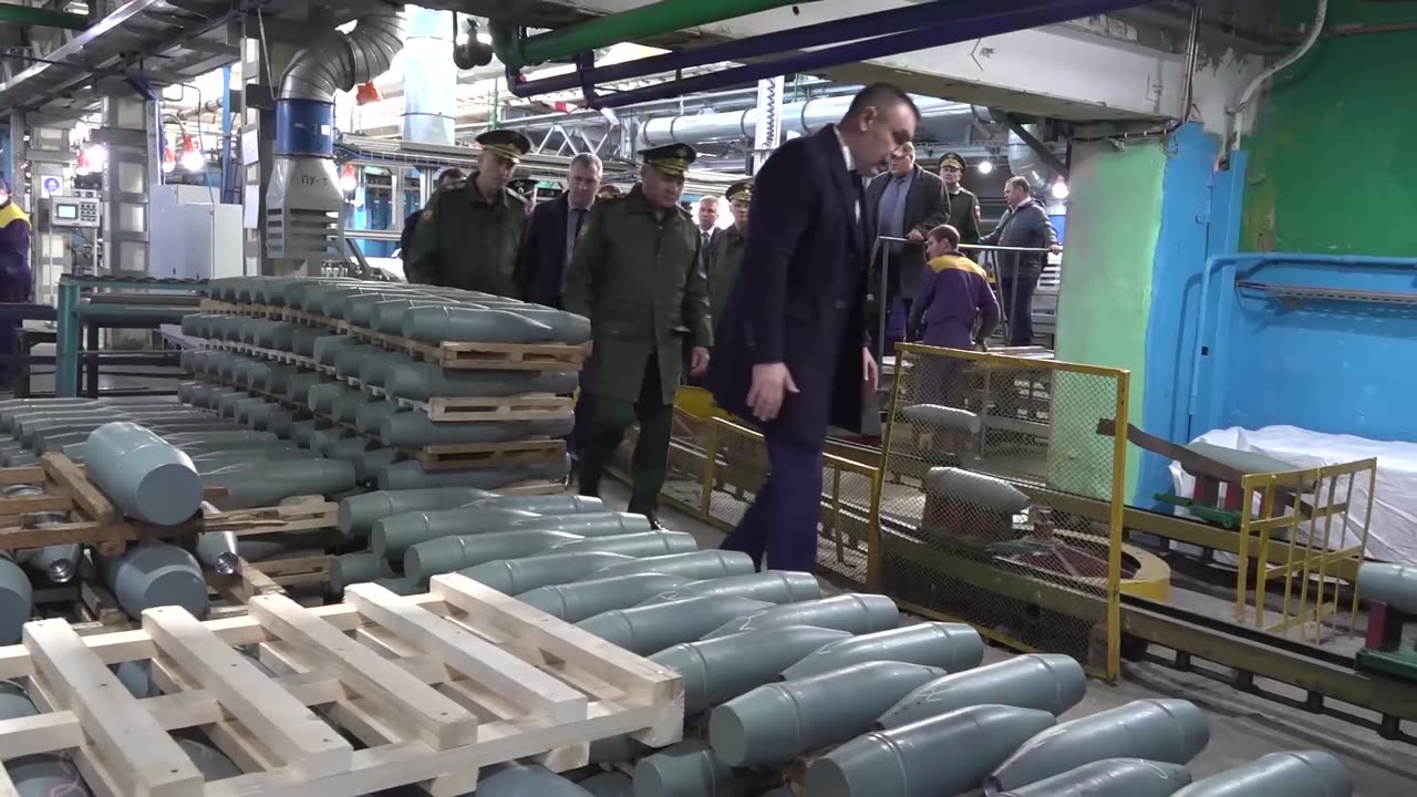 Russia Increases Huge Weapons Production