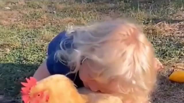 Babe and chicken#foryou #animal #babe #girl #chicken #funny