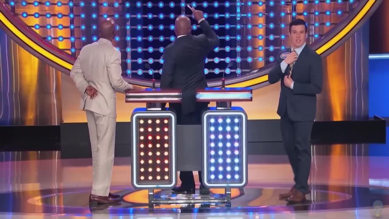 Try not to laugh -- Family Feud