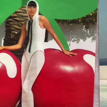 #MurphDocU : #fashionideas for #Christmasvacation - wife no, #daughters & #granddaughters maybe