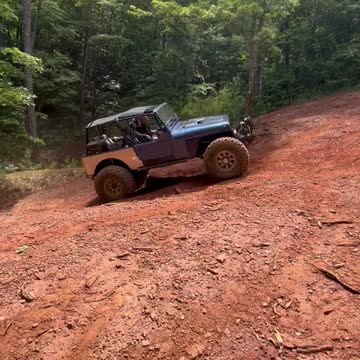 Los primos, easy side.