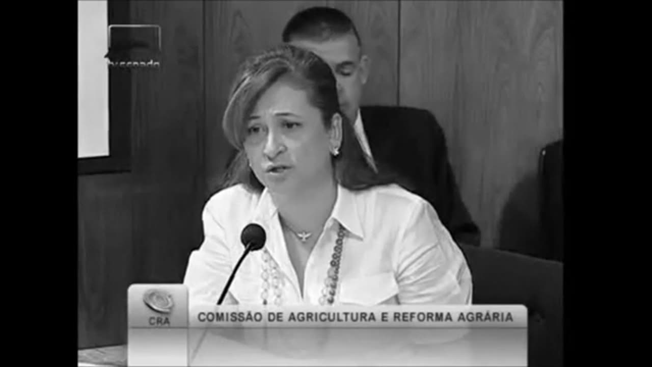 Kátia Abreu [audiência de controle dos agrotóxicos no país]