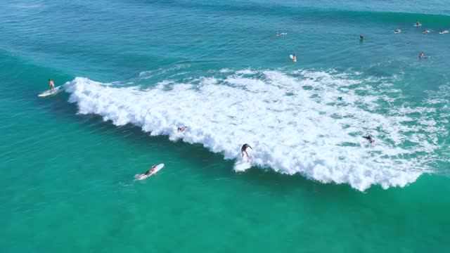 Beautiful Lagoon ocean ride