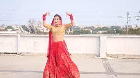 NAYI NAVELI DANCE - NEW HARYANVI DANCE - DANCE WITH ALISHA -