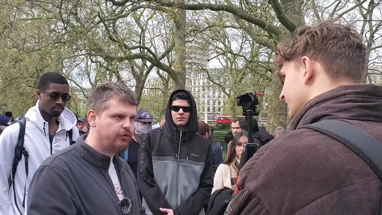 Speakers Corner_ft Bob_Visitor Breaks Into Tears When He Sees Jesus (The Word) I