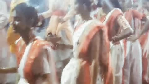 Ki pujo road dance