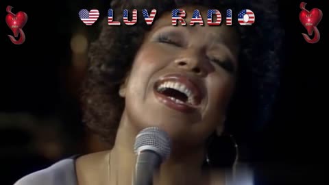 LUV Radio 12 Epic Radio Stations 1975 Roberta Flack live The First time ever I saw your face