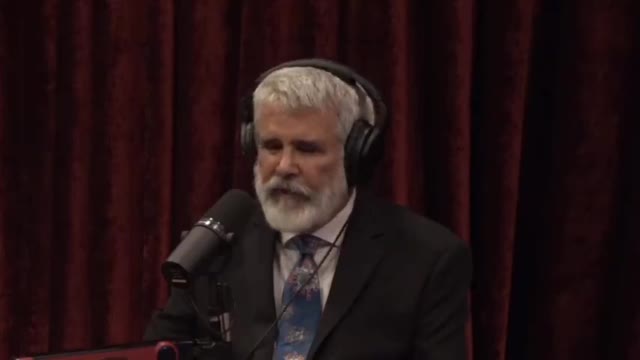 Joe Rogan Interviews Dr. Robert Malone on The Joe Rogan Experience