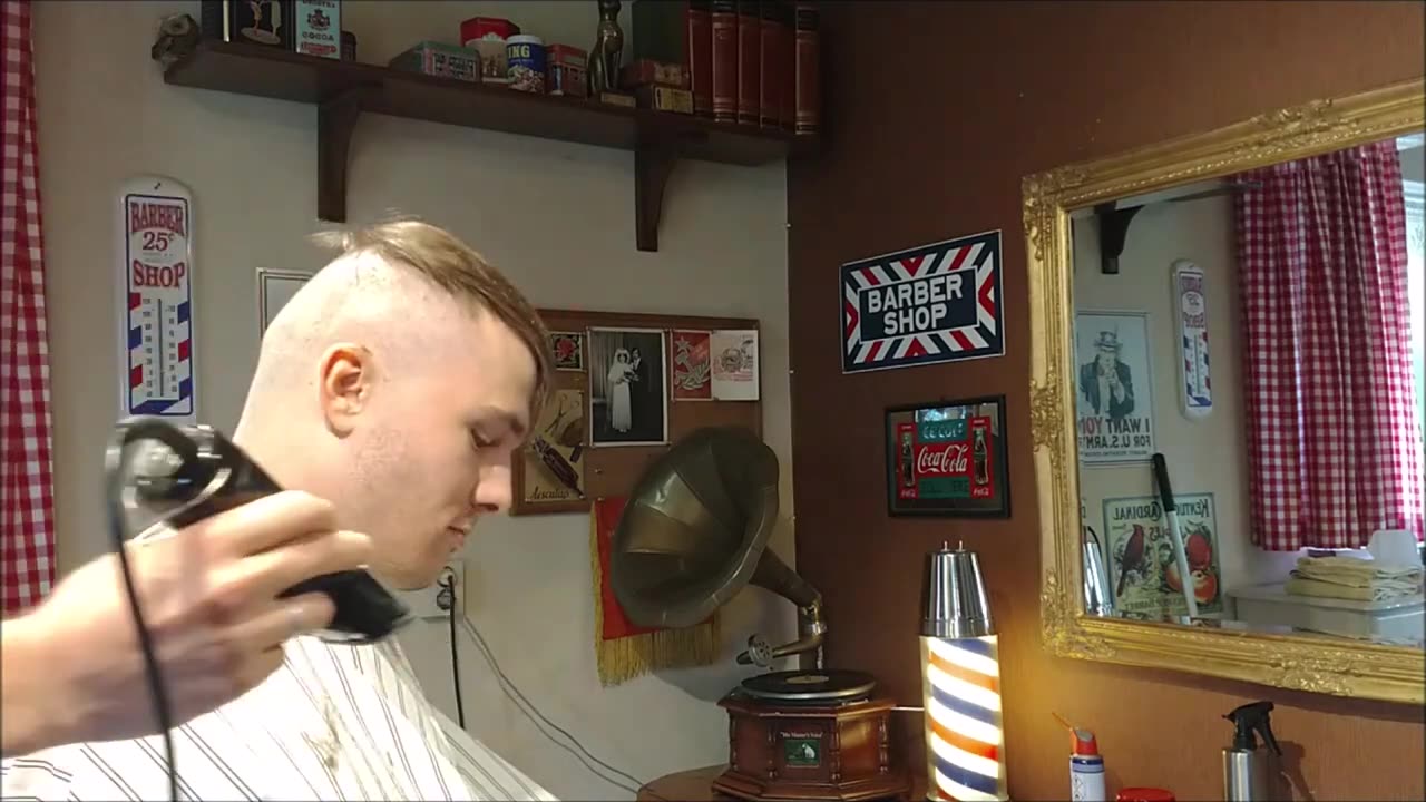 Razor headshave with a hot towel