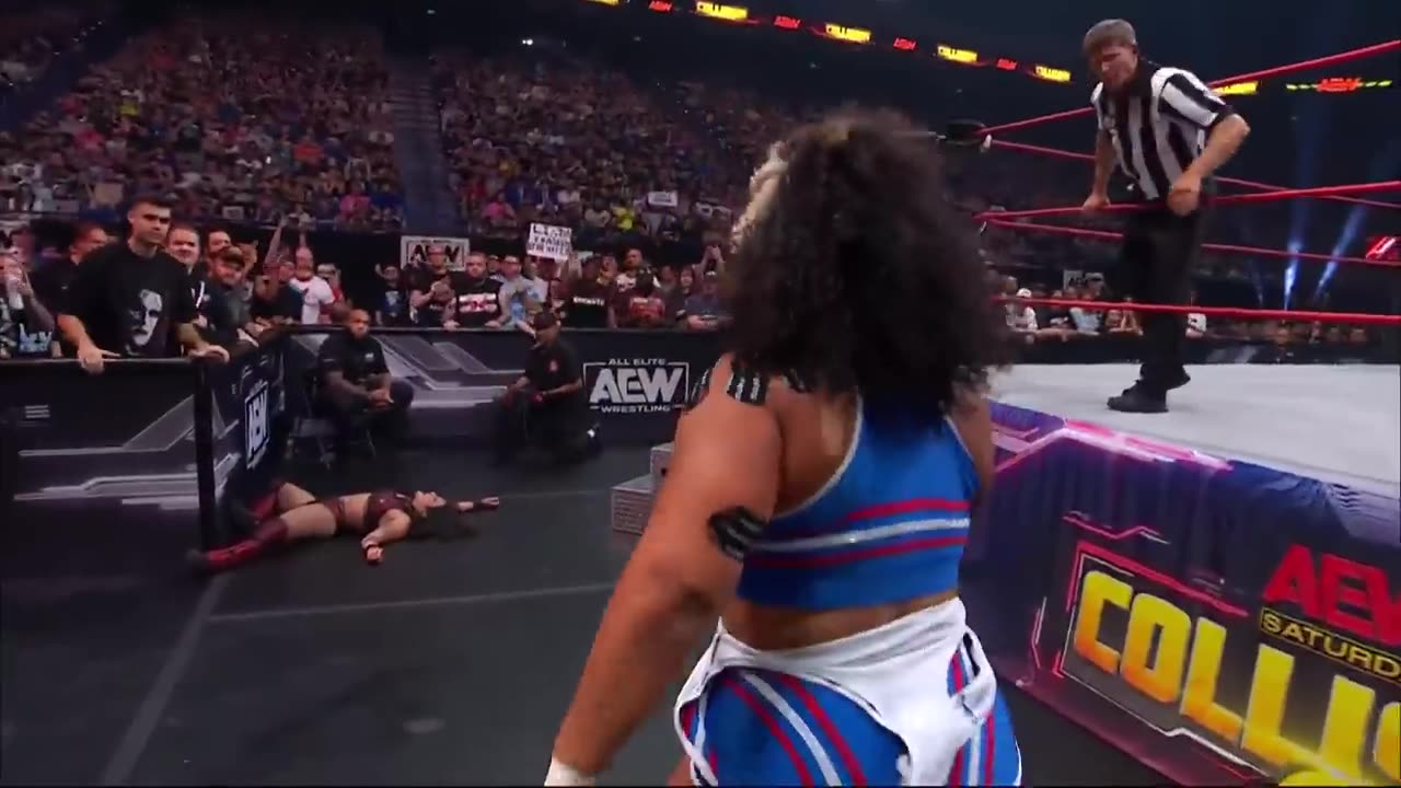 women Wrestling