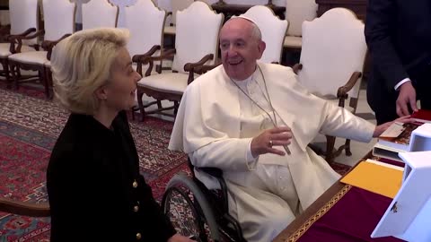 EU chief von der Leyen and Pope discuss Ukraine