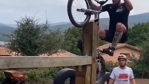 Bicycle stunt