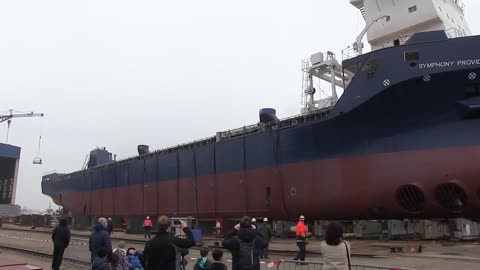 Ship Launch | 10 Awesome Waves, FAILS and CLOSE CALLS-18