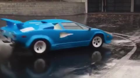 Having some fun 🤩 Lamborghini Countach 🔥