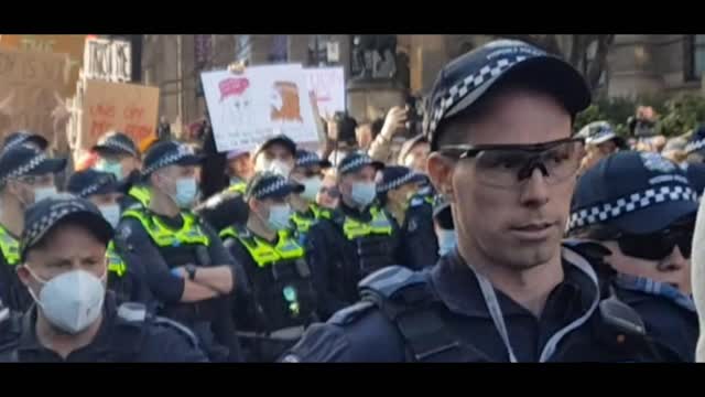 Violent thugs pushing Protesters with excessive force 02 07 2022