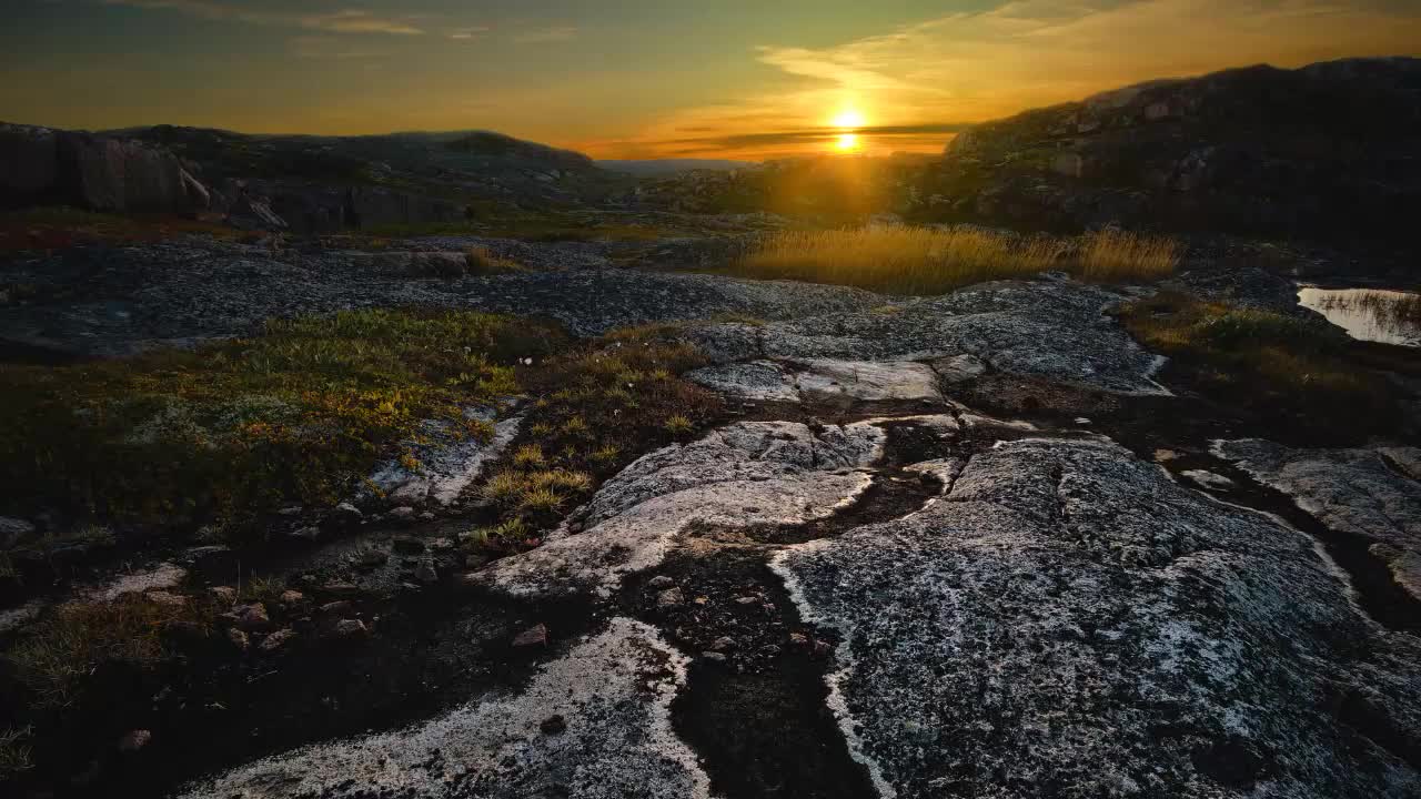 A NEW FINANCIAL SYSTEM AWAITS US