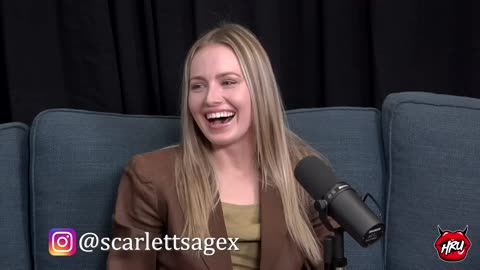 Why Scarlett Sage LOVES Scissoring!