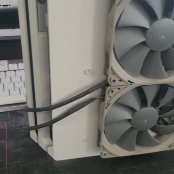 ps4 modded/jailbreak 9.00 with 120 mm fans on it to keeps it cool :)