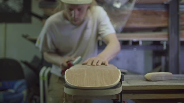 satisfying sanding