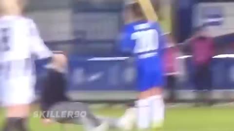 Weird Moments In Women's Football 😨