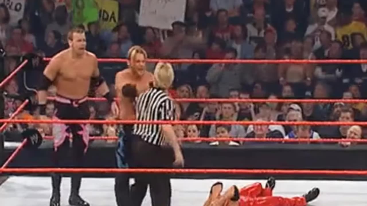 WWE Viral