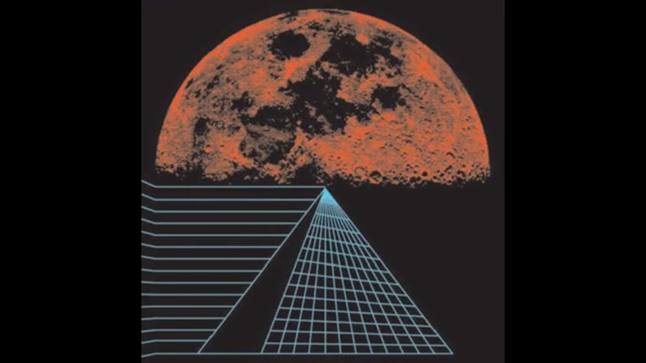 VOYAGER - Physical Moon