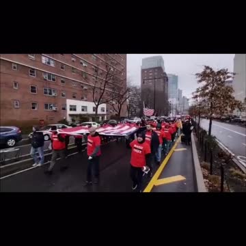 USrally in support of Canada. Thanks you Americans, we love you too!