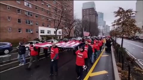 USrally in support of Canada. Thanks you Americans, we love you too!
