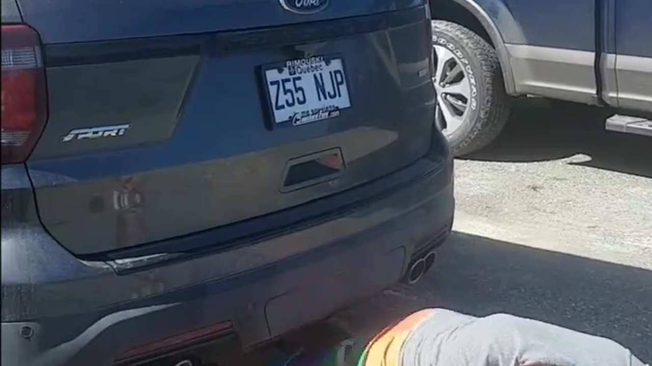 How to open the trunk in the right way?