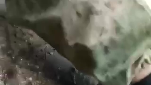 Soldiers of the ukraine were attacked while crossing the Dnieper.