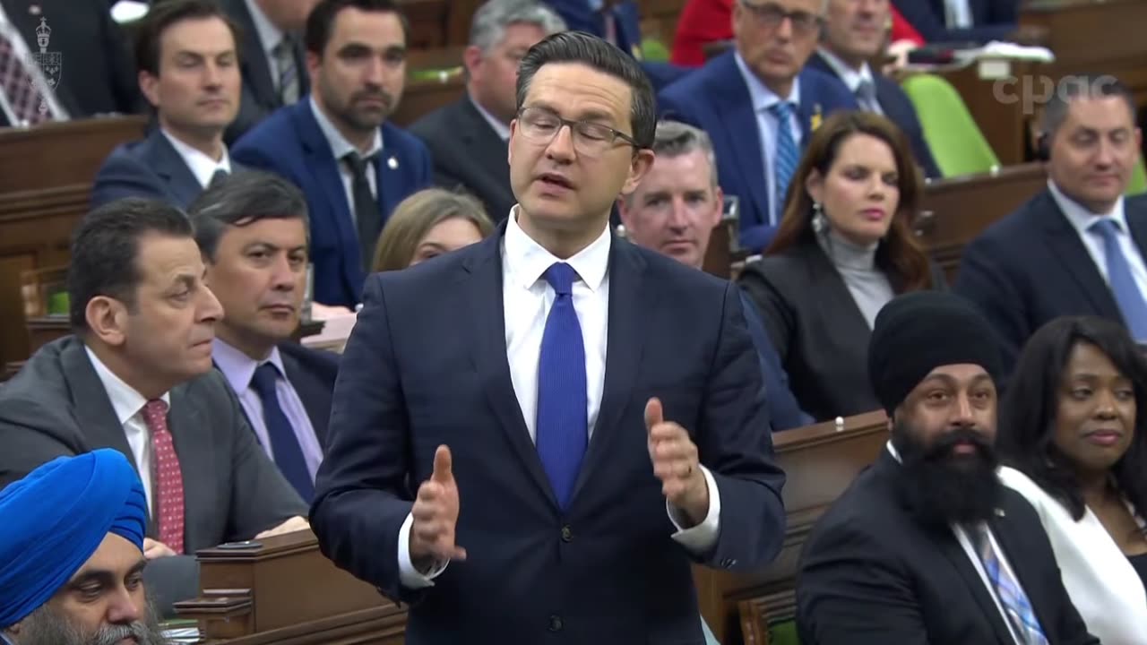 Pierre Poilievre says vacations are Trudeau's "favourite thing to do"