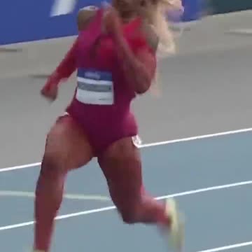 Sha'Carri making it look EASY 🏃‍♀️