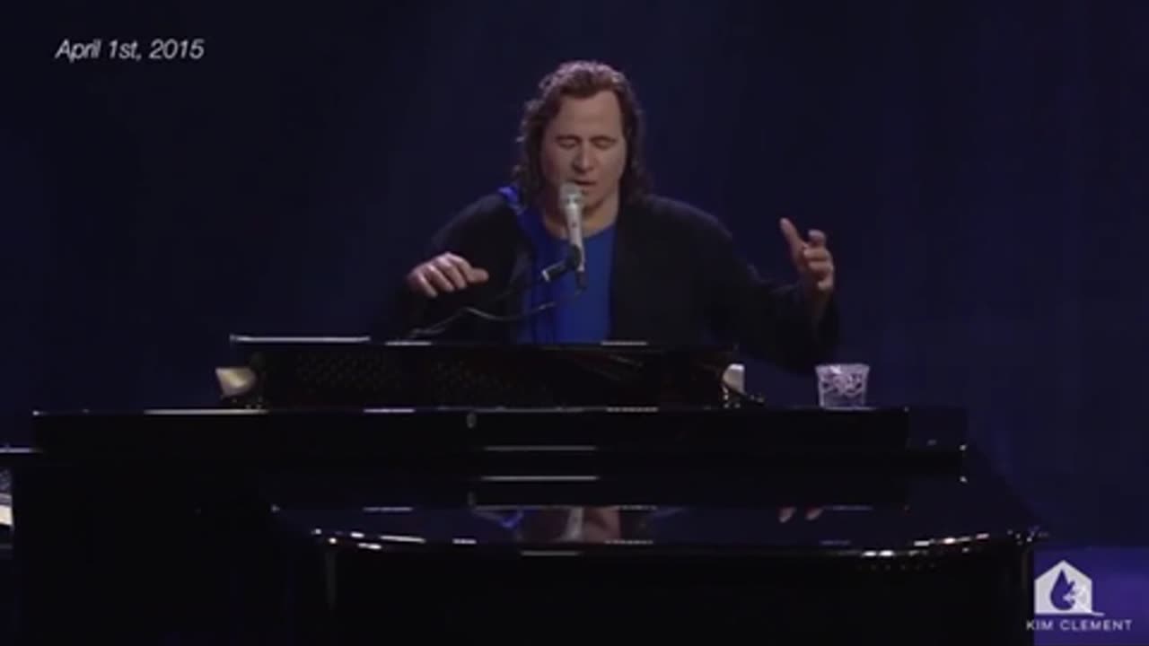 Kim Clement: The Wall